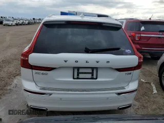 2020 Volvo XC60 Inscription z VIN YV4102DL9L1520715, wystawiony jako Copart lot #76833114 z przebiegiem 21 971 mil mil oraz Szkoda całkowita • Salvage title. Historia ofert i sprzedaży dostępna na DreamBid. Obrazek 6.