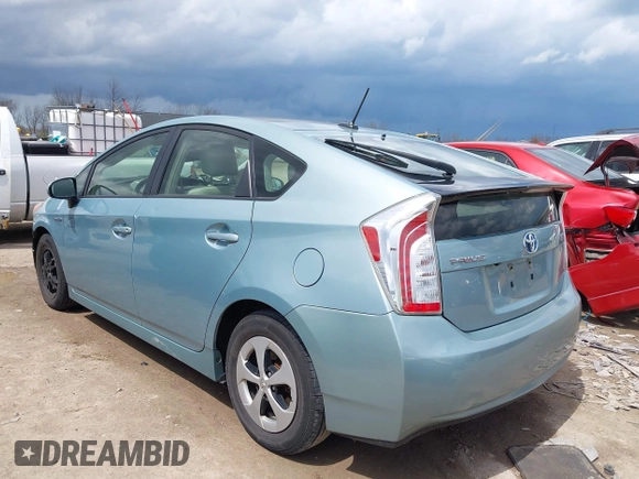 2013 Toyota Prius One with VIN JTDKN3DU2D1725401, listed as a IAAI auction lot 42066366 with 113,761 mi miles. Bid and sale history available at carsss.com. Image 3.