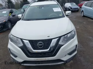 2019 Nissan Rogue SL with VIN 5N1AT2MV7KC737965, listed as a IAAI auction lot 41867485 with 71,782 mi miles. Bid and sale history available at carsss.com. Image 12.