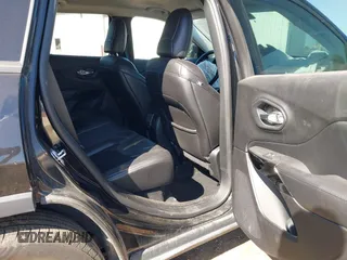 2019 Jeep Cherokee Latitude Plus with VIN 1C4PJMLB3KD375361, listed as a IAAI auction lot 42654334 with 84,373 mi miles and . Bid and sale history available at DreamBid. Image 8.