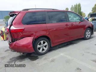 2019 Toyota Sienna LE Auto Access Seat with VIN 5TDKZ3DC1KS002876, listed as a IAAI auction lot 42105609 with 66,192 mi miles and . Bid and sale history available at DreamBid. Image 4.