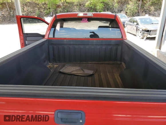 2014 Ford F-150 XL z VIN 1FTMF1EF3EFB43371, wystawiony jako Copart lot #51939745 z przebiegiem 199 871 mil mil oraz Szkoda całkowita • Salvage title. Historia ofert i sprzedaży dostępna na DreamBid. Obrazek 10.