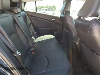 2019 Toyota Prius L Eco z VIN JTDKARFU7K3071668, wystawiony jako Copart lot #53901475 z przebiegiem 146 568 mil mil oraz Szkoda całkowita • Salvage title. Historia ofert i sprzedaży dostępna na DreamBid. Obrazek 10.