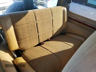 1998 Jeep Wrangler SE with VIN 1J4FY29P7WP792463, listed as a Copart auction lot 72254154 with 179,114 mi miles and Salvage Title. Bid and sale history available at carsss.com. Image 10.