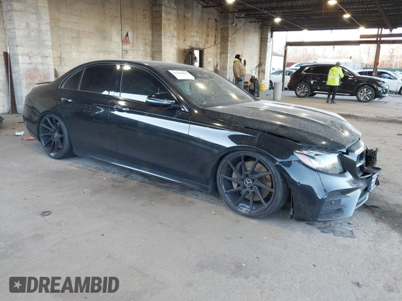 2020 Mercedes-Benz E 53 AMG with VIN WDDZF6BB6LA725940, listed as a IAAI auction lot 41265495 with 73,447 mi miles and . Bid and sale history available at DreamBid. Image 1.