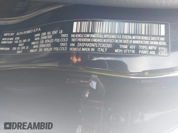 2020 Alfa Romeo Stelvio Ti z VIN ZASPAKBN7L7C92393, wystawiony jako IAAI lot #41824452 z przebiegiem 53 616 mil mil oraz . Historia ofert i sprzedaży dostępna na DreamBid. Obrazek 9.