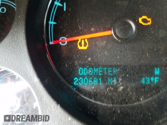 2012 Chevrolet Suburban LT with VIN 1GNSCJE05CR146514, listed as a Copart auction lot 28413650 with 230,681 mi miles and Salvage Title. Bid and sale history available at carsss.com. Image 8.