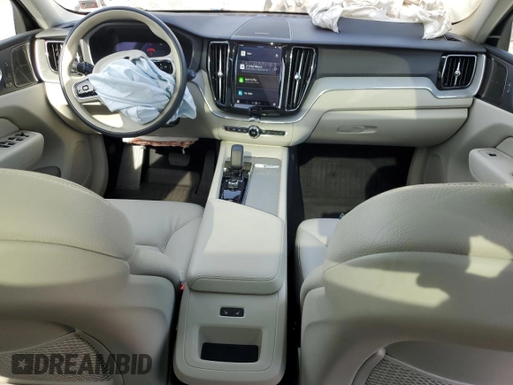 2024 Volvo XC60 Plus Dark Theme с VIN YV4L12RL3R1710498, выставлен на аукционе Copart как лот 58529895 с пробегом 18 939 миль миль и Списание • Salvage title. История ставок и продаж доступна на DreamBid. Изображение 8.
