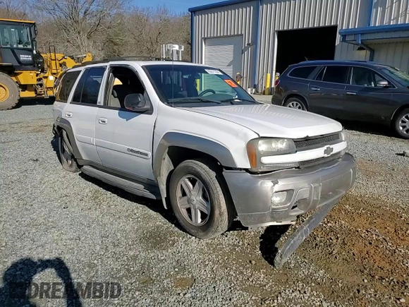 2003 Chevrolet TrailBlazer LTZ with VIN 1GNDT13S832260691, listed as a Copart auction lot 85911284 with 140,993 mi miles and Salvage Title. Bid and sale history available at DreamBid. Image 12.