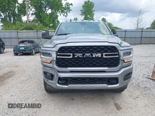 2024 Ram 2500 Big Horn with VIN 3C6UR5DJ1RG186140, listed as a IAAI auction lot 42244804 with 18,907 mi miles and . Bid and sale history available at DreamBid. Image 11.
