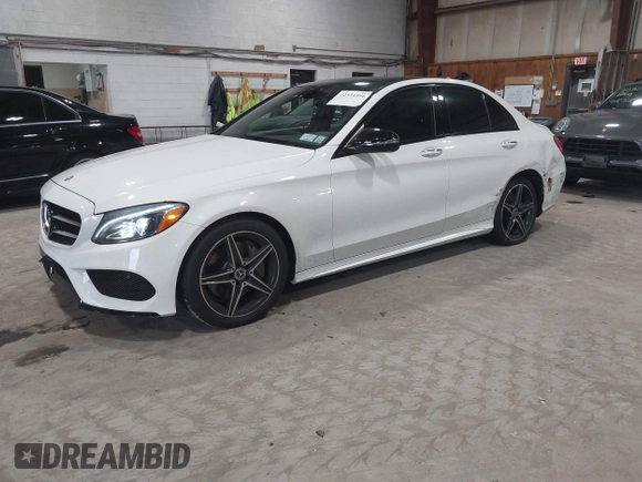 2018 Mercedes-Benz C 300 с VIN 55SWF4KB2JU282237, выставлен на аукционе IAAI как лот 42331996 с пробегом 48 683 миль миль и . История ставок и продаж доступна на DreamBid. Изображение 2.