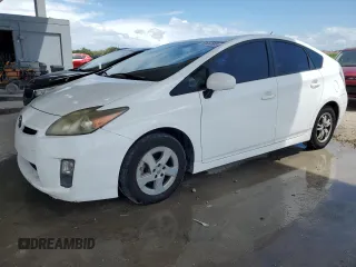 2010 Toyota Prius II z VIN JTDKN3DU3A1264253, wystawiony jako Copart lot #52650695 z przebiegiem 258 057 mil mil oraz Czysty tytuł • Clean title. Historia ofert i sprzedaży dostępna na DreamBid. Obrazek 1.