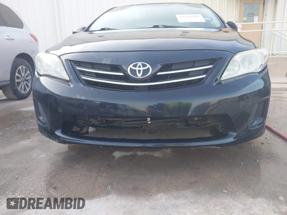 2013 Toyota Corolla L with VIN 2T1BU4EE6DC935978, listed as a IAAI auction lot 42111995 with 200,152 mi miles. Bid and sale history available at carsss.com. Image 6.