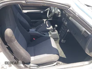 2000 Toyota MR2 z VIN JTDFR3207Y0019297, wystawiony jako IAAI lot #42363059 z przebiegiem 80 260 mil mil oraz . Historia ofert i sprzedaży dostępna na DreamBid. Obrazek 5.