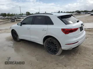 2022 Audi Q3 Premium with VIN WA1AUCF33N1096097, listed as a Copart auction lot 47819003 with 6,838 mi miles. Bid and sale history available at carsss.com. Image 2.