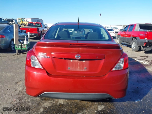 2019 Nissan Versa Sedan SV with VIN 3N1CN7AP0KL810949, listed as a IAAI auction lot 41352561 with 98,995 mi miles. Bid and sale history available at carsss.com. Image 16.