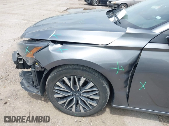 2024 Nissan Altima SV with VIN 1N4BL4DV2RN313022, listed as a IAAI auction lot 42431572 with 40,410 mi miles and . Bid and sale history available at DreamBid. Image 18.