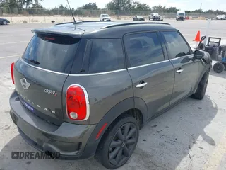 2014 MINI Countryman S with VIN WMWZC3C55EWP25697, listed as a IAAI auction lot 41797132 with Not Provided miles and . Bid and sale history available at DreamBid. Image 4.