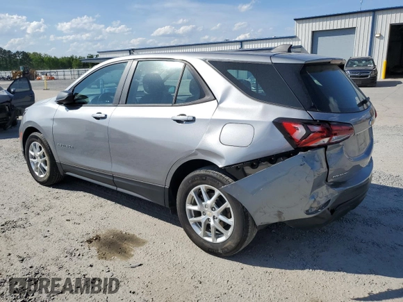 2024 Chevrolet Equinox LS z VIN 3GNAXHEG2RL139025, wystawiony jako Copart lot #55295365 z przebiegiem 15 901 mil mil oraz Szkoda całkowita • Salvage title. Historia ofert i sprzedaży dostępna na DreamBid. Obrazek 2.