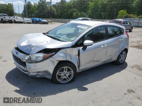 2019 Ford Fiesta SE z VIN 3FADP4EJ2KM142992, wystawiony jako Copart lot #55204795 z przebiegiem 98 018 mil mil oraz Szkoda całkowita • Salvage title. Historia ofert i sprzedaży dostępna na DreamBid. Obrazek 1.