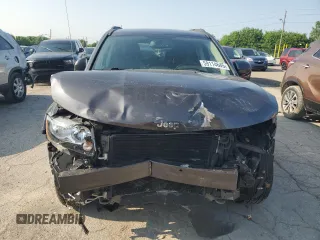 2017 Jeep Compass Latitude with VIN 1C4NJDEB4HD164960, listed as a Copart auction lot 59114645 with 118,921 mi miles and Salvage title. Bid and sale history available at DreamBid. Image 5.