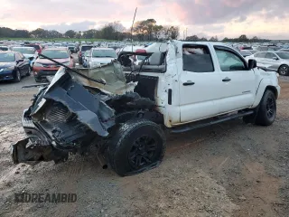 2015 Toyota Tacoma with VIN 5TFLU4EN0FX130096, listed as a Copart auction lot 79027784 with 223,811 mi miles and Non Repairable. Bid and sale history available at DreamBid. Image 3.