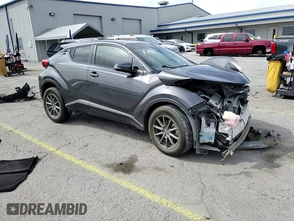2019 Toyota C-HR XLE z VIN NMTKHMBX2KR096795, wystawiony jako Copart lot #51121655 z przebiegiem 39 679 mil mil oraz Nie do naprawy • Non repairable. Historia ofert i sprzedaży dostępna na DreamBid. Obrazek 13.