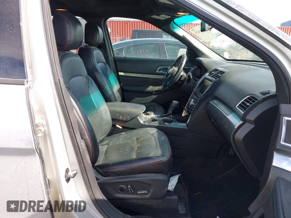 2016 Ford Explorer Sport with VIN 1FM5K8GT2GGB06056, listed as a IAAI auction lot 41643475 with 186,755 mi miles and . Bid and sale history available at carsss.com. Image 5.
