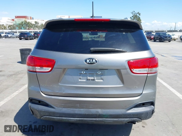 2017 Kia Sorento LX with VIN 5XYPG4A35HG284788, listed as a IAAI auction lot 41966692 with 68,692 mi miles. Bid and sale history available at carsss.com. Image 16.