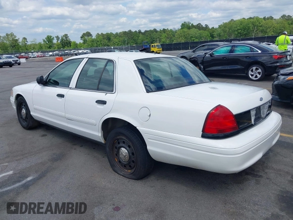 2006 Ford Police Interceptor z VIN 2FAHP71W26X166272, wystawiony jako IAAI lot #42144479 z przebiegiem 132 809 mil mil oraz . Historia ofert i sprzedaży dostępna na DreamBid. Obrazek 3.