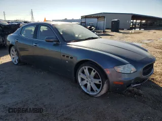 2006 Maserati Quattroporte z VIN ZAMCE39A860026491, wystawiony jako Copart lot #43785435 z przebiegiem 65 168 mil mil oraz Czysty tytuł • Clean title. Historia ofert i sprzedaży dostępna na DreamBid. Obrazek 4.