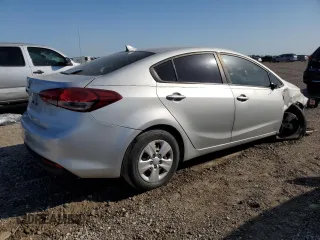 2018 Kia Forte LX with VIN 3KPFK4A71JE241145, listed as a Copart auction lot 52135165 with Not Provided miles and Clean Title. Bid and sale history available at DreamBid. Image 3.