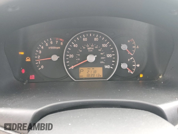 2008 Kia Rondo LX with VIN KNAFG525587165070, listed as a Copart auction lot 82879854 with 183,913 mi miles and Salvage Title. Bid and sale history available at carsss.com. Image 9.