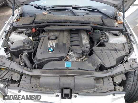 2008 BMW 3 Series 328i z VIN WBAWV13508P119840, wystawiony jako IAAI lot #42171550 z przebiegiem 123 886 mil mil oraz . Historia ofert i sprzedaży dostępna na DreamBid. Obrazek 10.