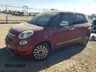 2015 FIAT 500L Lounge with VIN ZFBCFACH6FZ033398, listed as a Copart auction lot 77767254 with 107,814 mi miles and Clean Title. Bid and sale history available at carsss.com. Image 1.