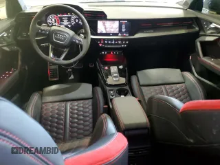 2024 Audi RS 3 z VIN WUAG4DGY8RA907403, wystawiony jako Copart lot #42828605 z przebiegiem 16 676 mil mil oraz Szkody całkowita. Historia ofert i sprzedaży dostępna na DreamBid. Obrazek 8.