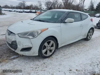 2013 Hyundai Veloster w/Black Int with VIN KMHTC6AD9DU171722, listed as a IAAI auction lot 41617721 with 115,791 mi miles. Bid and sale history available at carsss.com. Image 17.