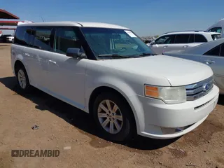 2011 Ford Flex SE with VIN 2FMGK5BC2BBD24318, listed as a IAAI auction lot 41909380 with 189,977 mi miles. Bid and sale history available at carsss.com. Image 1.
