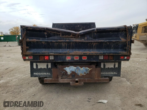 2006 GMC Sierra 3500 WT z VIN 1GDJK34U56E167281, wystawiony jako Copart lot #76955914 z przebiegiem 197 351 mil mil oraz Szkody całkowita. Historia ofert i sprzedaży dostępna na DreamBid. Obrazek 6.