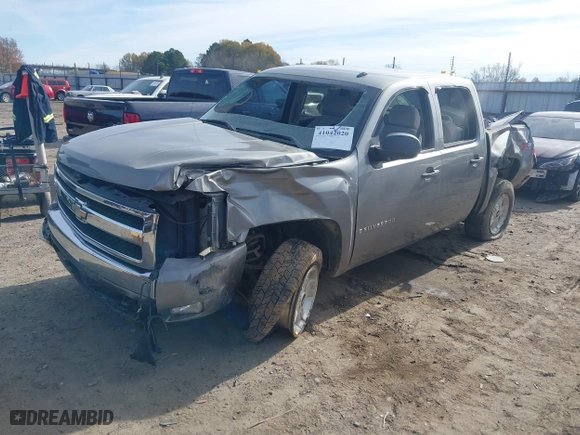 2007 Chevrolet Silverado 1500 LTZ with VIN 2GCEK13M071609477, listed as a IAAI auction lot 41042020 with 193,095 mi miles. Bid and sale history available at carsss.com. Image 20.