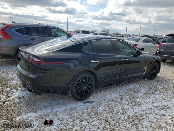 2019 Kia Stinger with VIN KNAE15LA7K6047639, listed as a Copart auction lot 89159245 with 61,457 mi miles and Salvage Title. Bid and sale history available at carsss.com. Image 3.