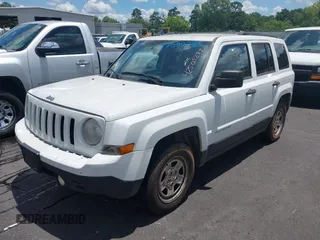 2013 Jeep Patriot Sport with VIN 1C4NJPBA1DD124830, listed as a IAAI auction lot 42505283 with 139,657 mi miles and . Bid and sale history available at DreamBid. Image 2.