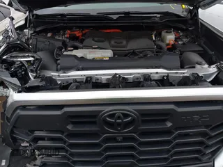 2022 Toyota Tundra Limited Hybrid with VIN 5TFJC5DB8NX009385, listed as a IAAI auction lot 41952224 with 40,497 mi miles and . Bid and sale history available at DreamBid. Image 10.