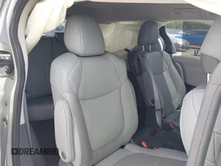 2021 Toyota Sienna XLE with VIN 5TDYRKEC2MS072800, listed as a IAAI auction lot 41918739 with 47,921 mi miles and . Bid and sale history available at DreamBid. Image 8.