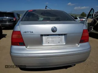 2000 Volkswagen Jetta GLS with VIN 3VWSC29M6YM108811, listed as a Copart auction lot 53992715 with 179,139 mi miles and Salvage title. Bid and sale history available at DreamBid. Image 6.