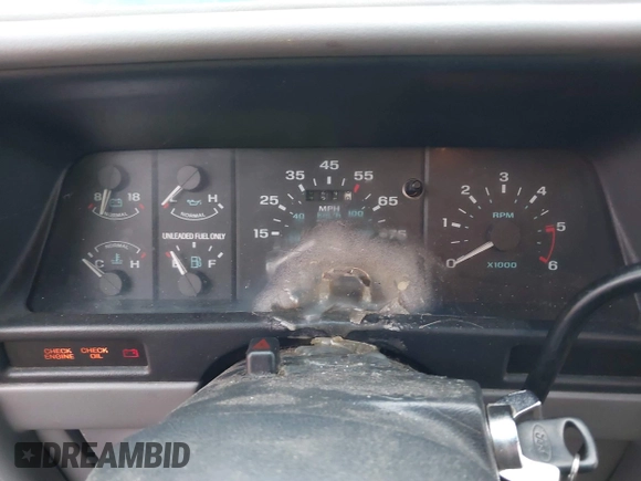 1994 Ford Explorer Eddie Bauer with VIN 1FMDU34X8RUB85544, listed as a IAAI auction lot 41136031 with Not provided miles and . Bid and sale history available at DreamBid. Image 7.