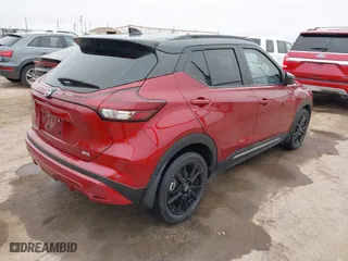 2022 Nissan Kicks SR with VIN 3N1CP5DV9NL495582, listed as a IAAI auction lot 41535688 with 19,570 mi miles. Bid and sale history available at carsss.com. Image 4.