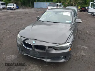 2013 BMW 3 Series 328i z VIN WBA3A5G53DNP24506, wystawiony jako IAAI lot #42289668 z przebiegiem 81 388 mil mil oraz . Historia ofert i sprzedaży dostępna na DreamBid. Obrazek 6.