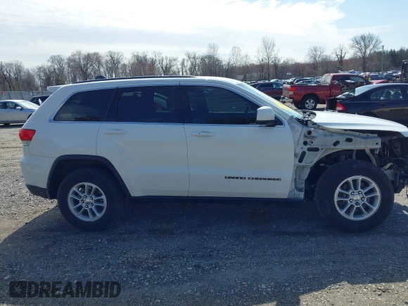 2018 Jeep Grand Cherokee Laredo E with VIN 1C4RJEAG3JC300760, listed as a IAAI auction lot 41811734 with 131,406 mi miles. Bid and sale history available at carsss.com. Image 13.