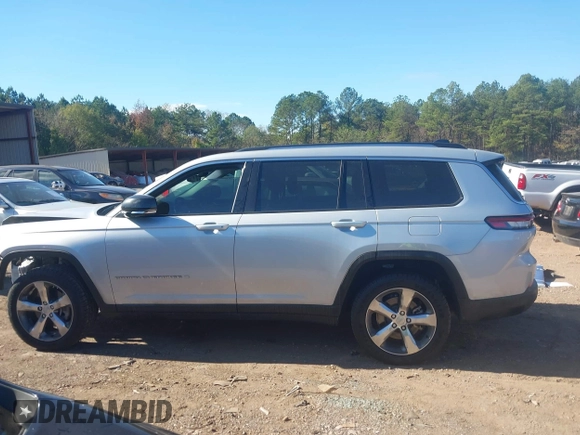 2022 Jeep Grand Cherokee Limited with VIN 1C4RJJBG6N8521334, listed as a IAAI auction lot 40955579 with 62,383 mi miles and . Bid and sale history available at DreamBid. Image 14.
